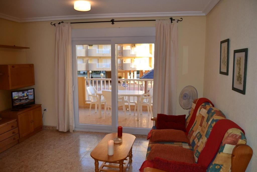 Apartamentos Turisticos Puerto Tomas Maestre La Manga del Mar Menor Rum bild