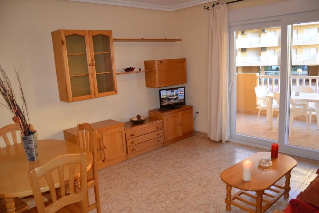 Apartamentos Turisticos Puerto Tomas Maestre La Manga del Mar Menor Rum bild